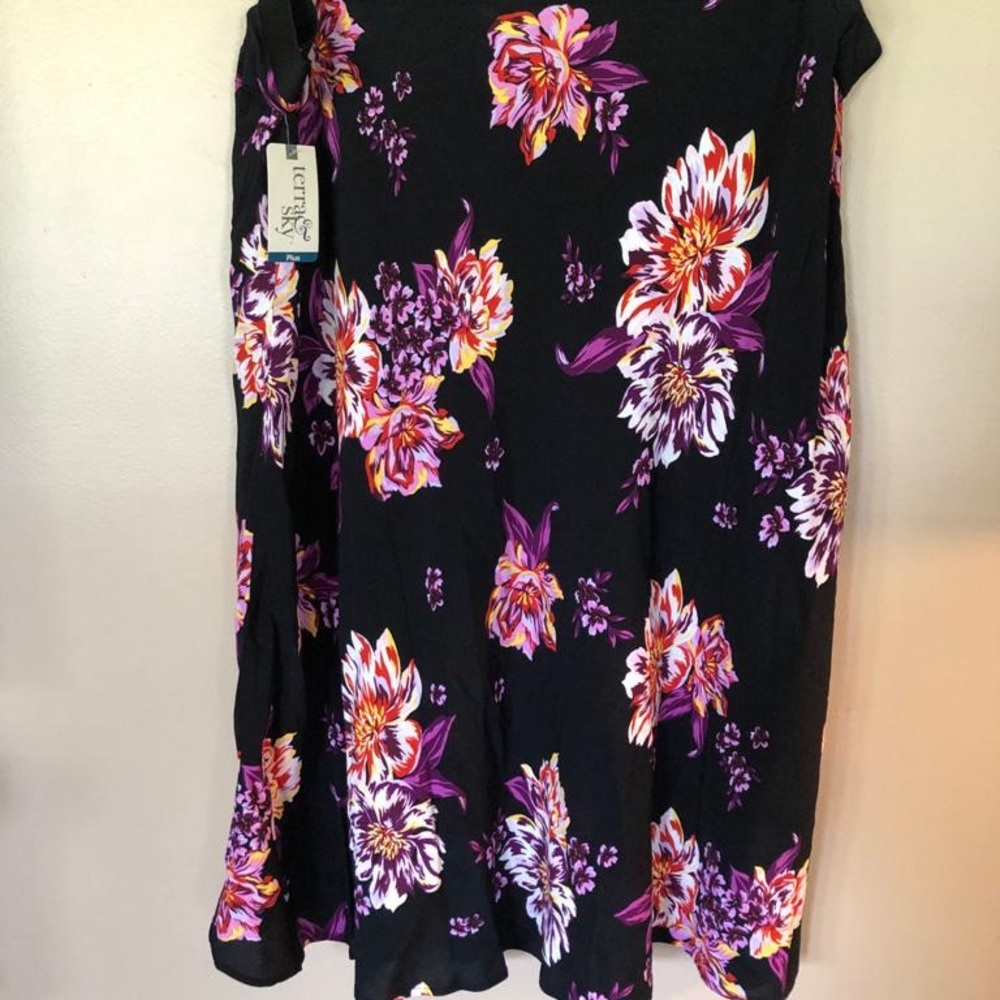 Terra sky skirt